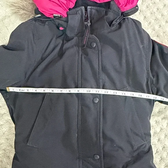 Canada Goose Holt Renfrew 175Women's Black and Pink Parka Coat, Extra Small - Picture 13 of 14